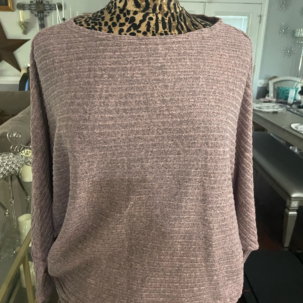 Fantastic Fawn Textured Mauve Sweater